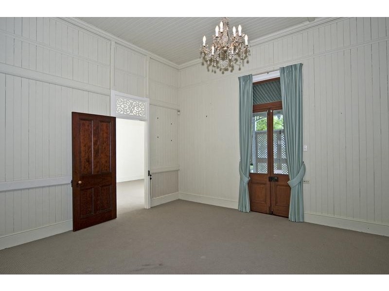 18A Clay Street, Ipswich QLD 4305