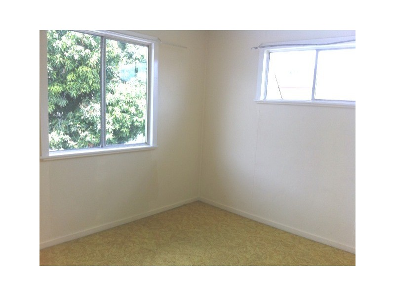 1/16 Park Street, Ipswich QLD 4305