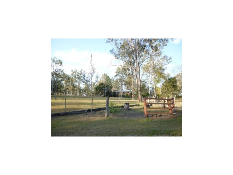 30 Rackley Road, Walloon QLD 4306