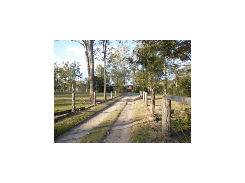 30 Rackley Road, Walloon QLD 4306