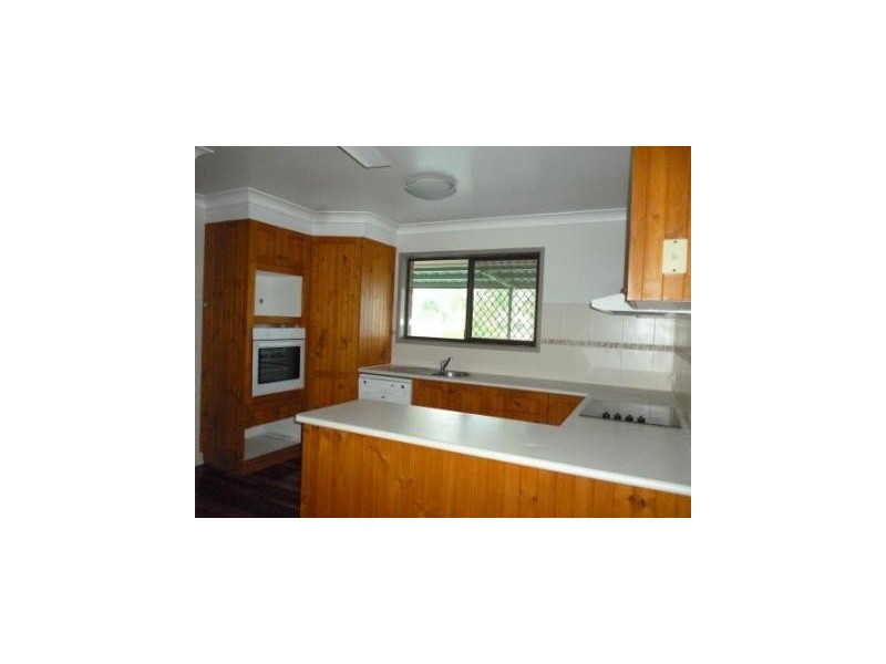 30 Rackley Road, Walloon QLD 4306