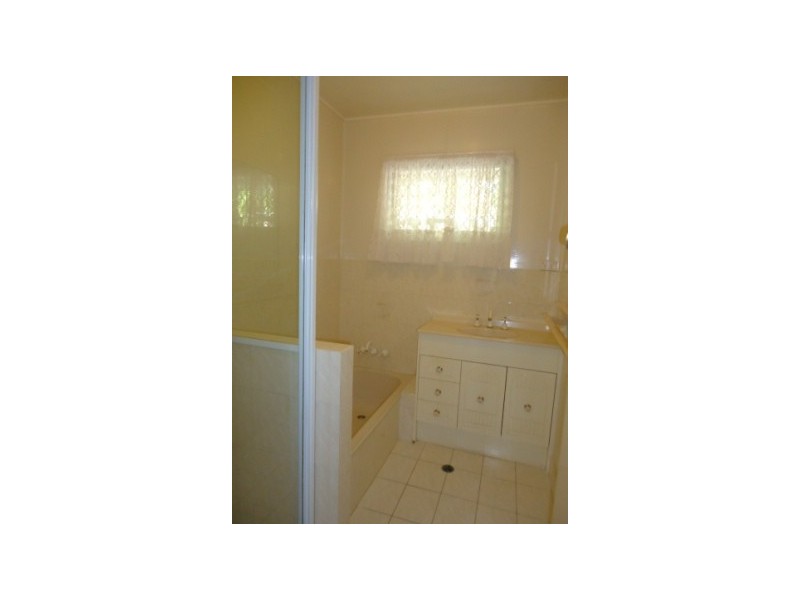 5 Carter Street, North Ipswich QLD 4305