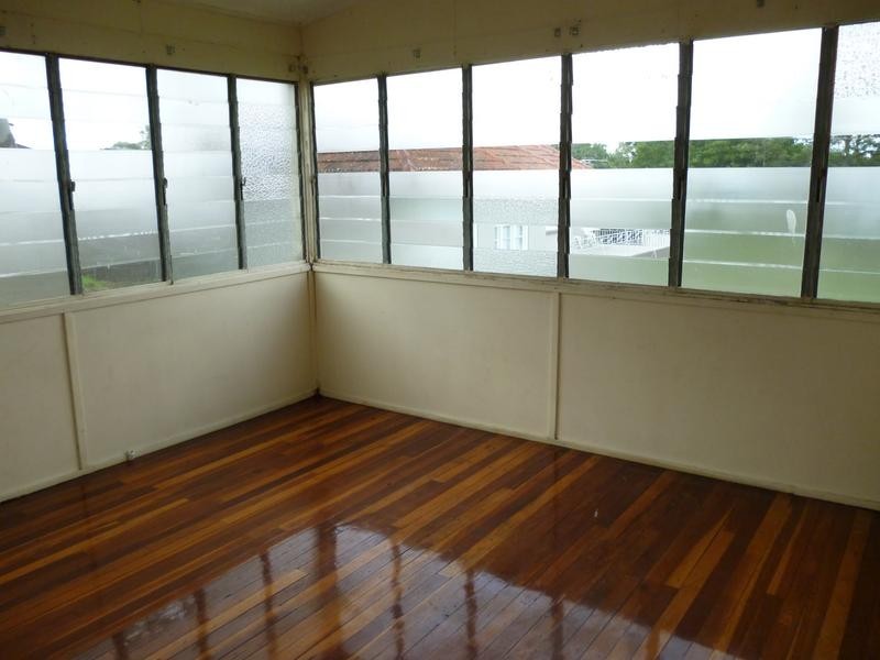 32 Hill Street, North Ipswich QLD 4305