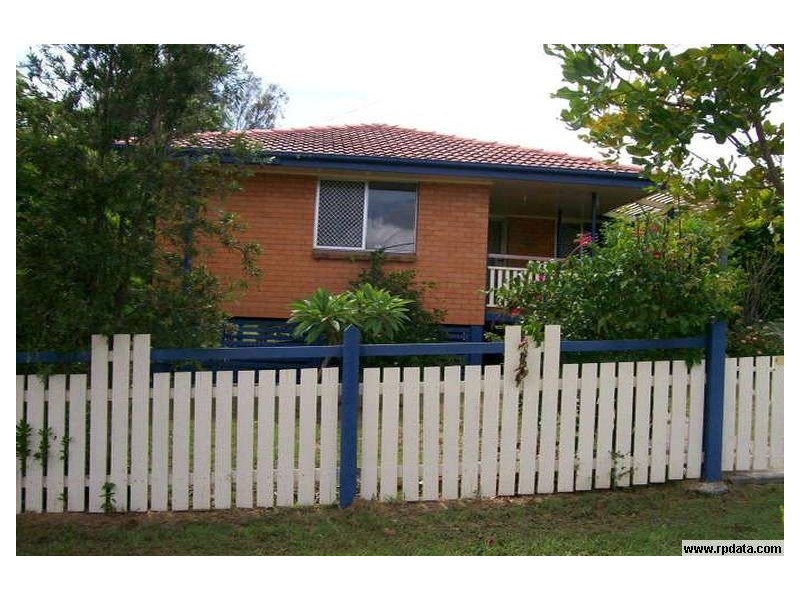 4 Jessica Street, Riverview QLD 4303