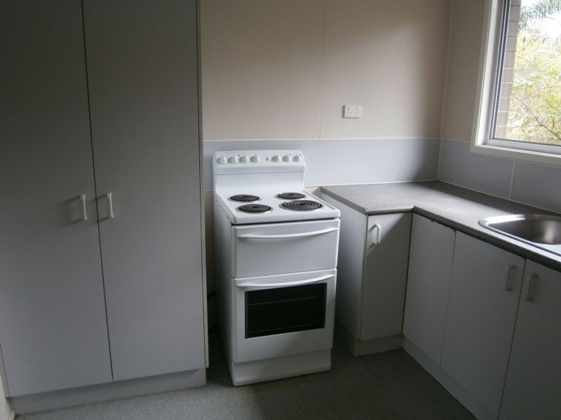 27 Sean Street, Riverview QLD 4303