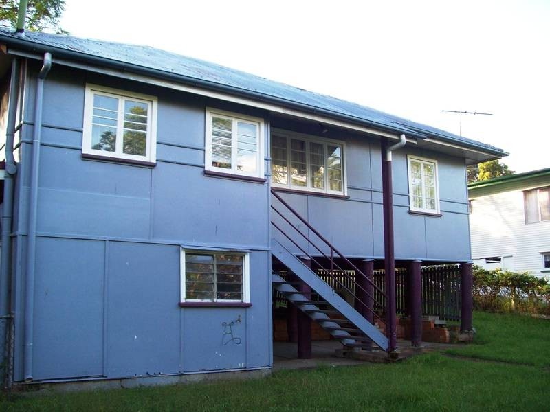 1 Nathan Street, East Ipswich QLD 4305