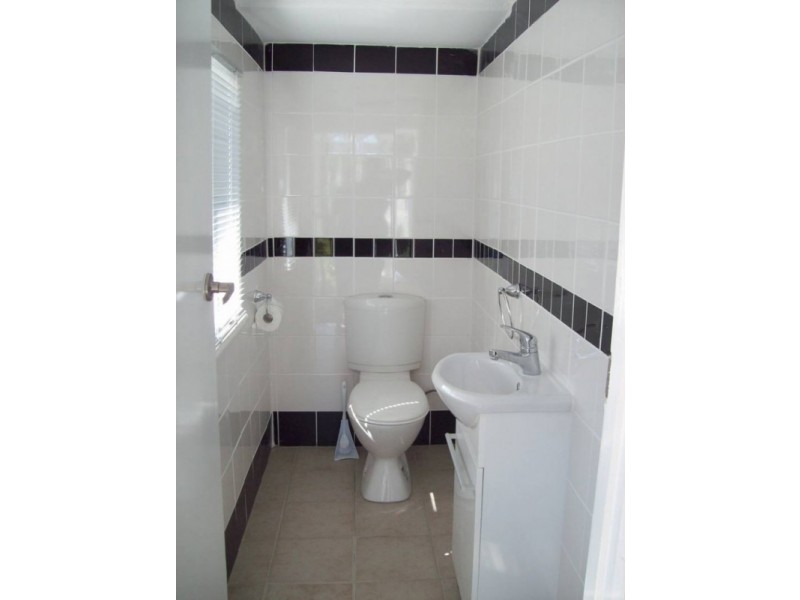 1 Nathan Street, East Ipswich QLD 4305