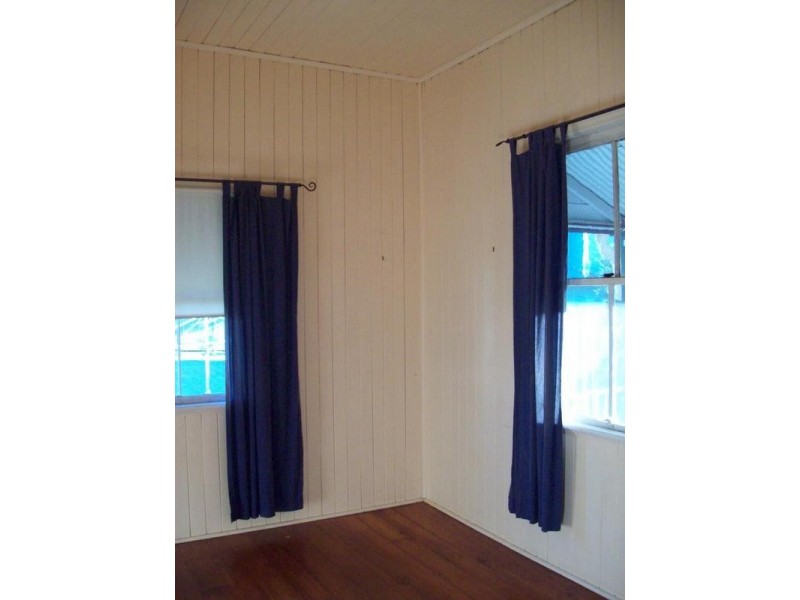 7 Thomas Street, Sadliers Crossing QLD 4305