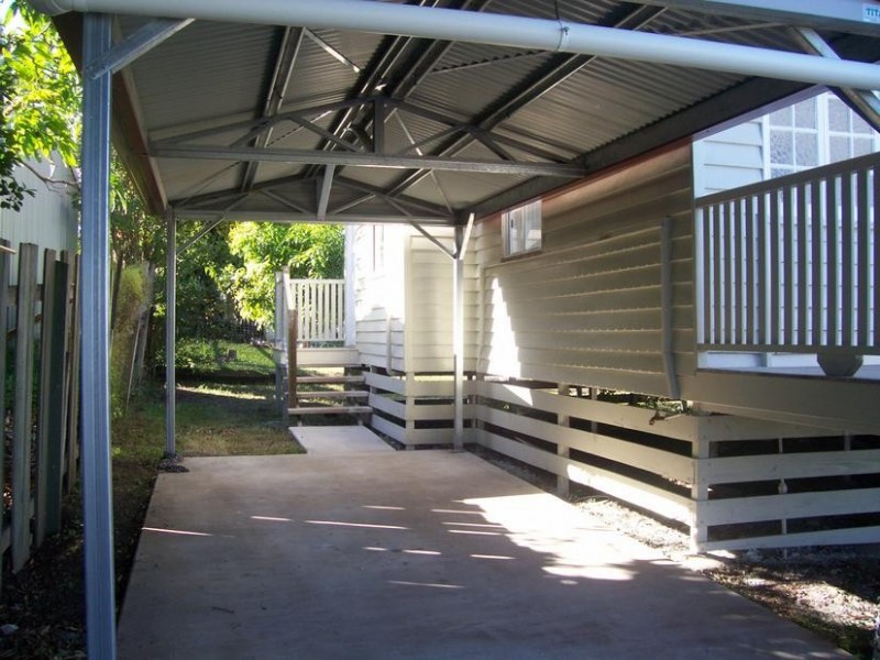 Booval QLD 4304