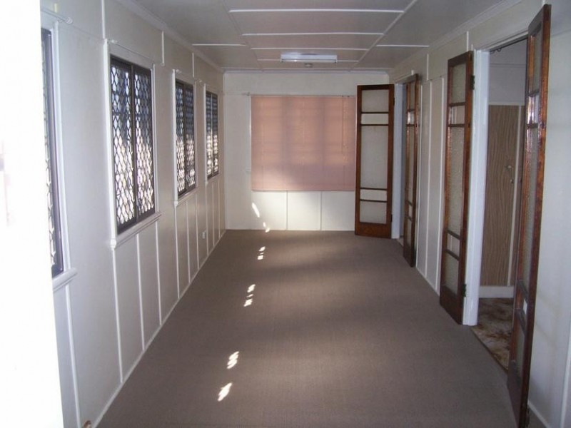 37 Hamilton Street, Booval QLD 4304