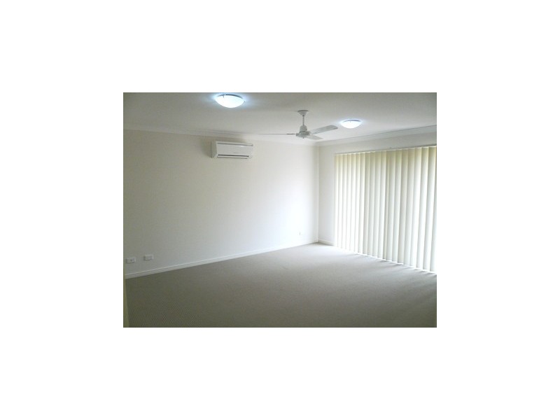 Flinders View QLD 4305