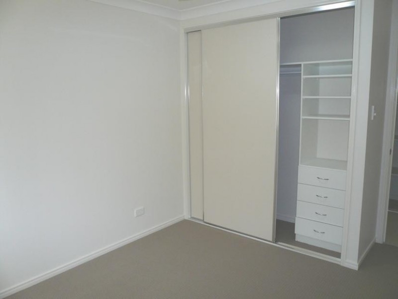 Flinders View QLD 4305