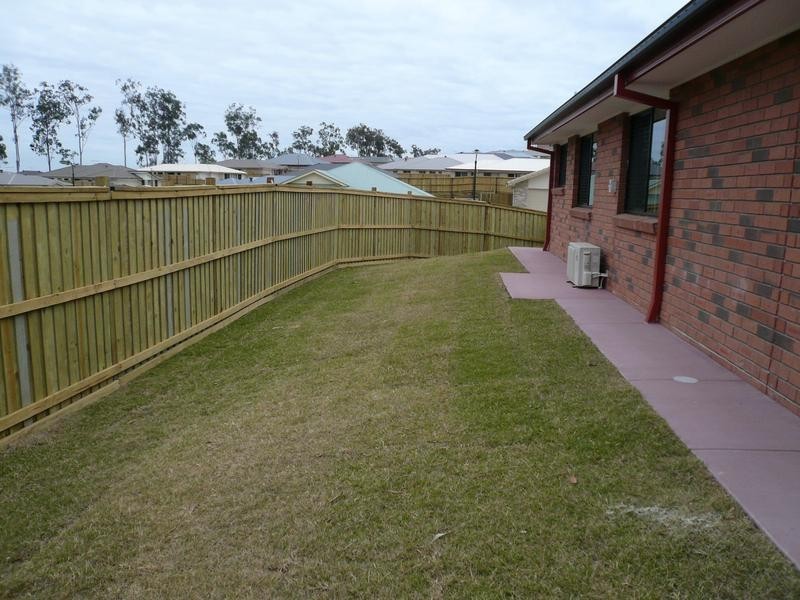 Flinders View QLD 4305