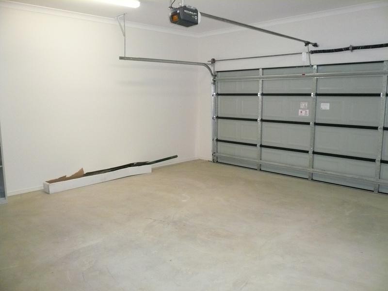 Flinders View QLD 4305