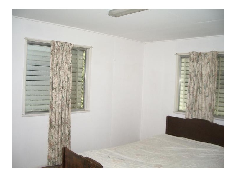 30 Mary Street, Flinders View QLD 4305