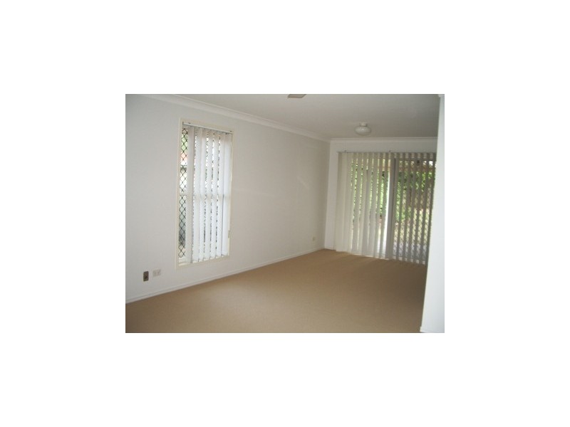 20 Kentia Court, Flinders View QLD 4305