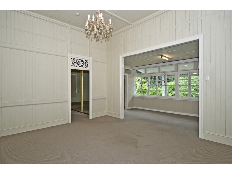 18A Clay Street, Ipswich QLD 4305