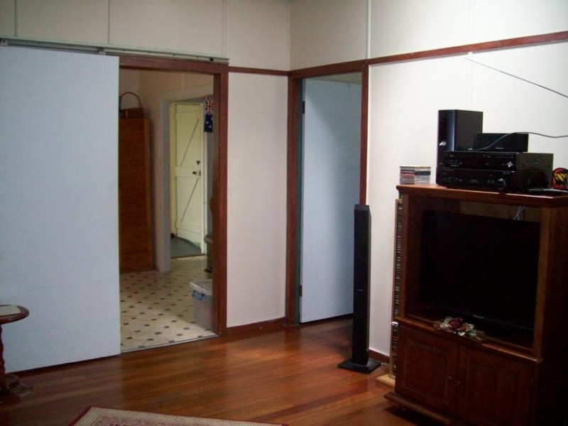 29 Rex Street, Eastern Heights QLD 4305