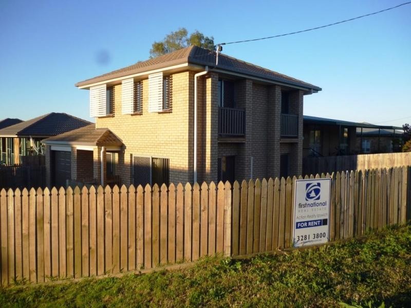 1/2 Gibbs Street, Churchill QLD 4305