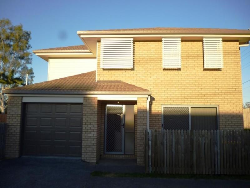 1/2 Gibbs Street, Churchill QLD 4305