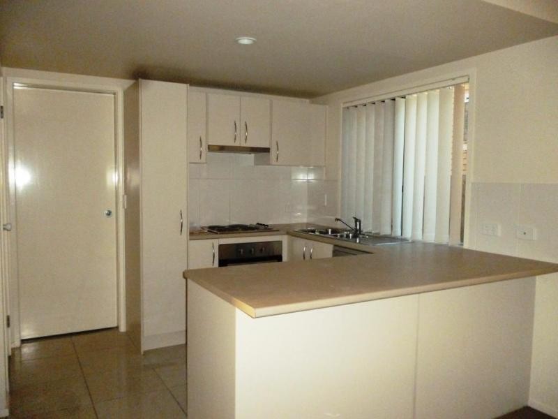 1/2 Gibbs Street, Churchill QLD 4305