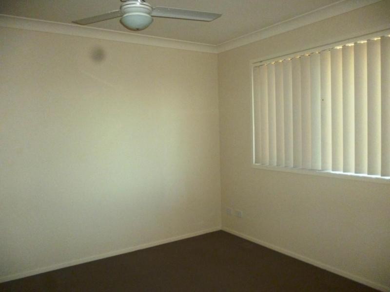 1/2 Gibbs Street, Churchill QLD 4305