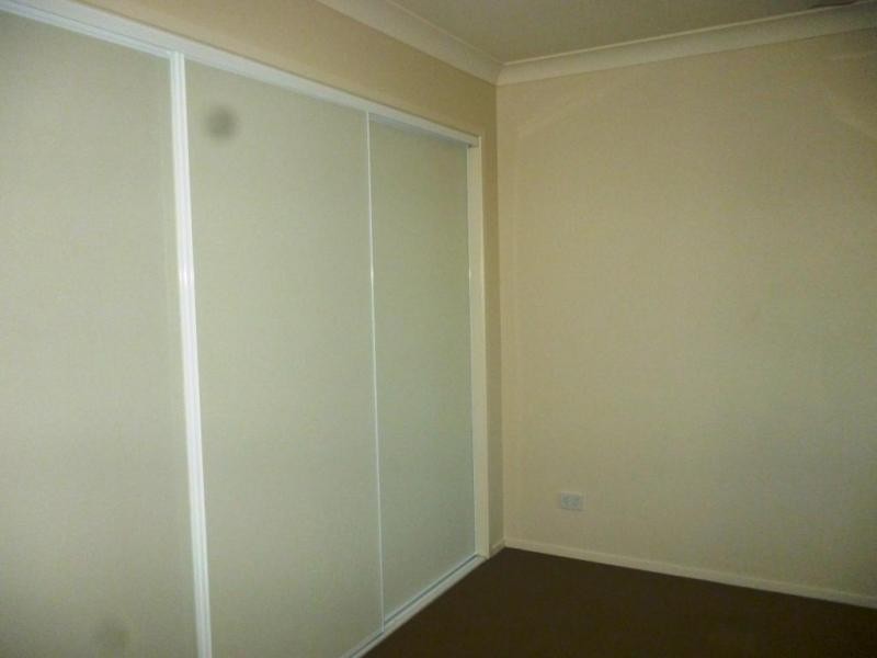 1/2 Gibbs Street, Churchill QLD 4305