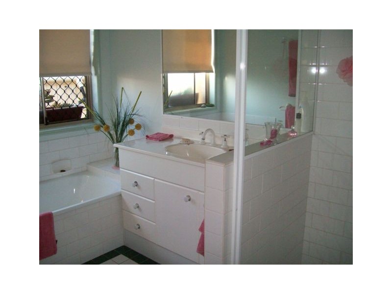 3 Peppercorn Place, Flinders View QLD 4305