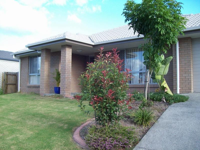 18 Sophie Street, Raceview QLD 4305