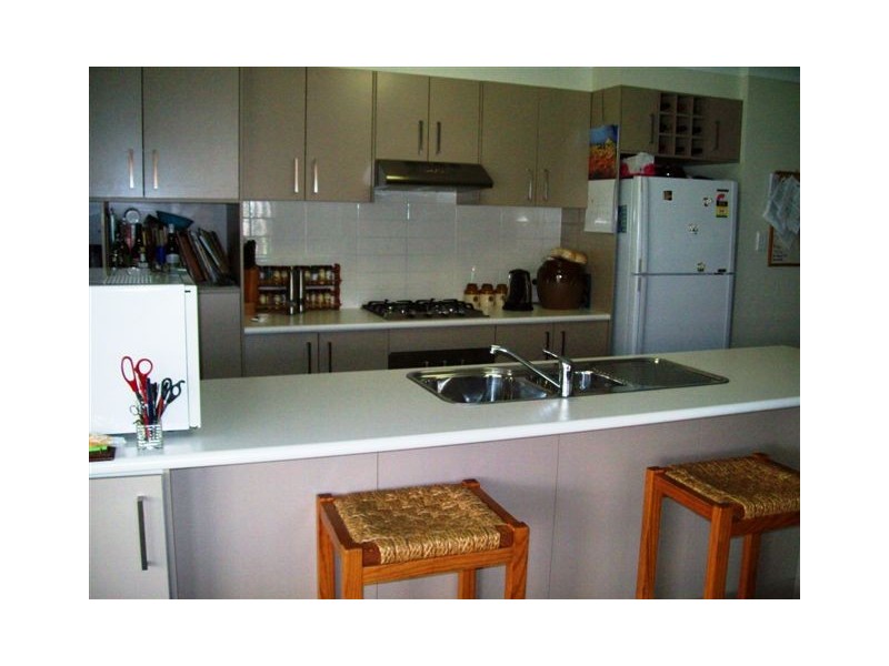 18 Sophie Street, Raceview QLD 4305