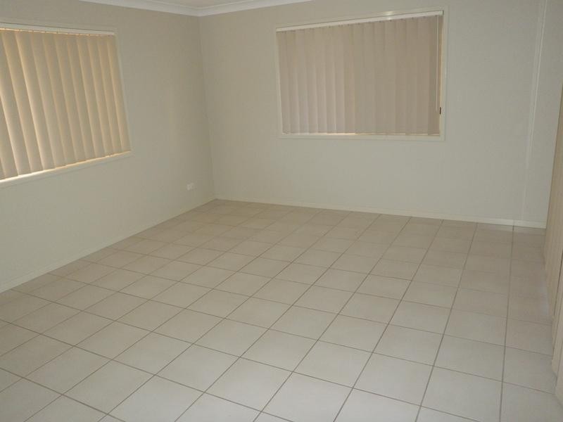 3 Cardin Close, Wulkuraka QLD 4305