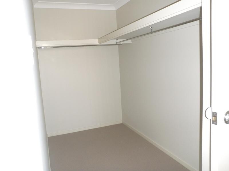 3 Cardin Close, Wulkuraka QLD 4305