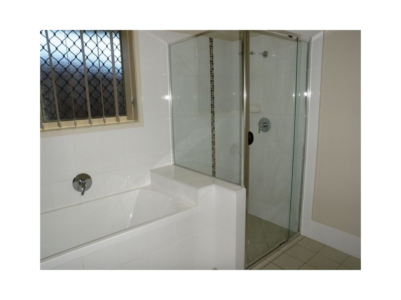 3 Cardin Close, Wulkuraka QLD 4305