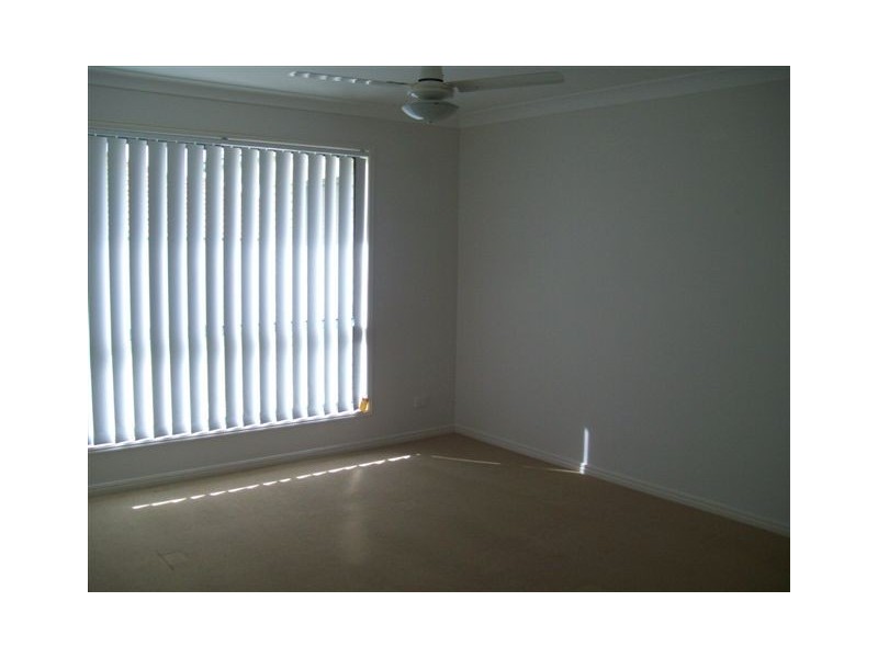 13 Tea Tree Place, Raceview QLD 4305