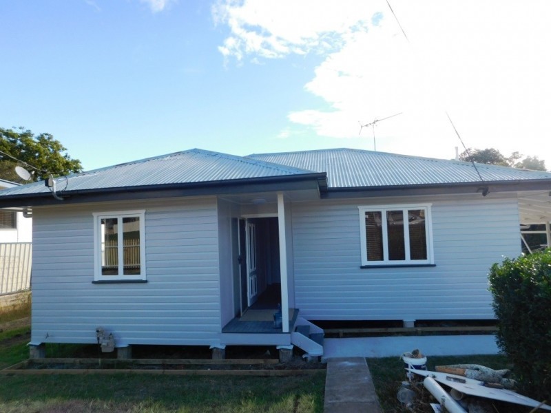 11a Lusitania Street, Newtown QLD 4305