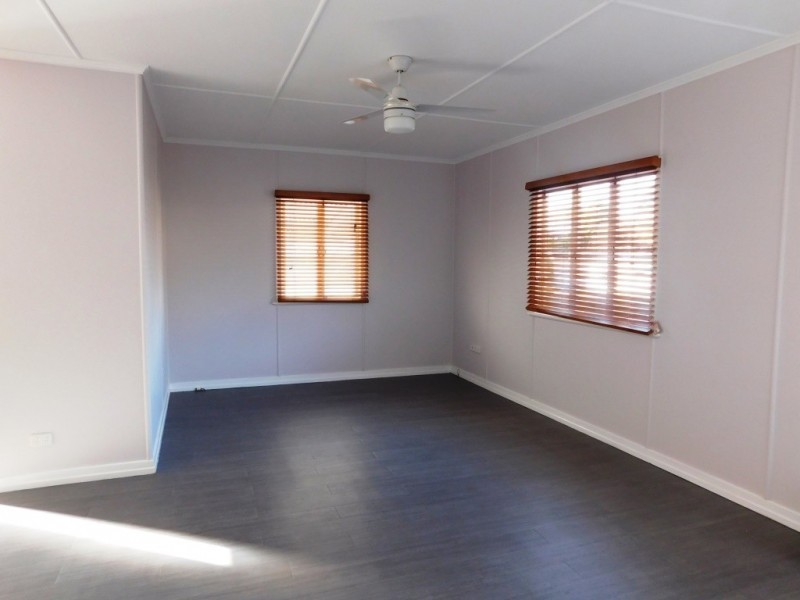 11a Lusitania Street, Newtown QLD 4305