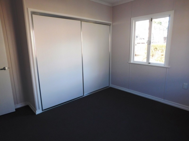 11a Lusitania Street, Newtown QLD 4305