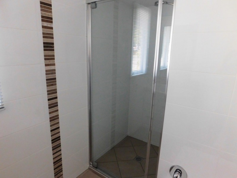 11a Lusitania Street, Newtown QLD 4305