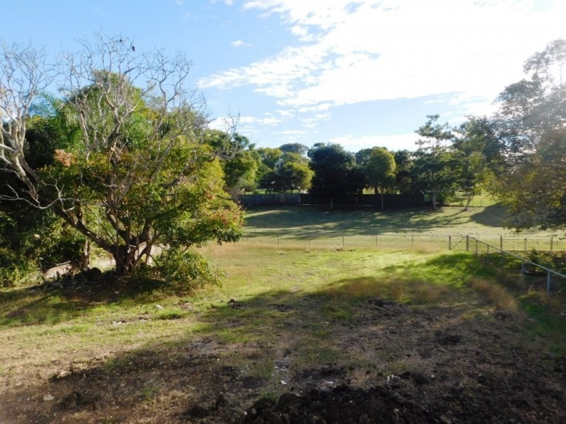 11a Lusitania Street, Newtown QLD 4305