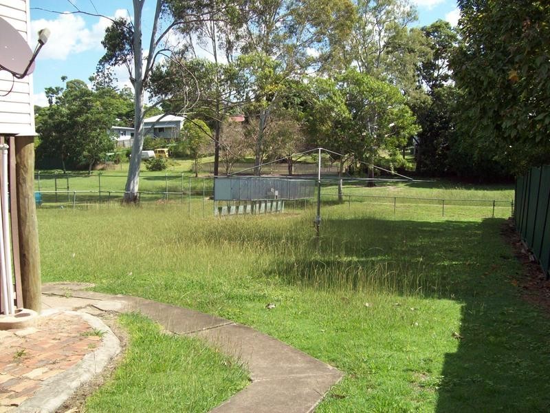 7 Lusitania Street, Newtown QLD 4305