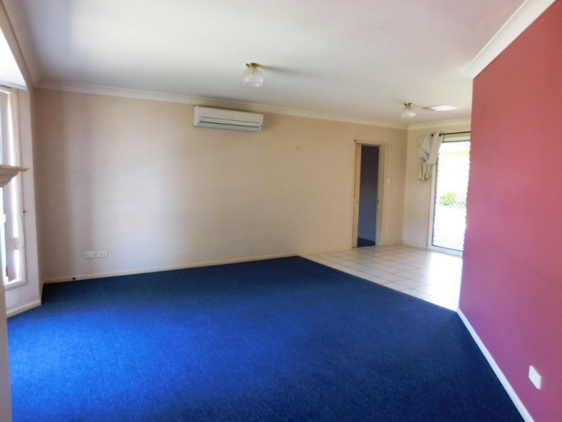 319 South Station Road, Raceview QLD 4305