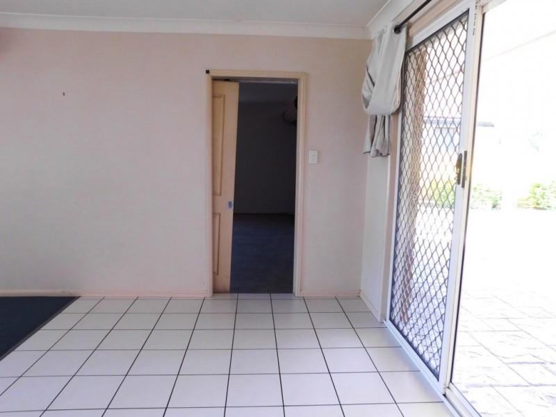 319 South Station Road, Raceview QLD 4305