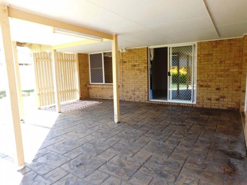 319 South Station Road, Raceview QLD 4305