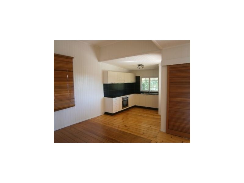112 Woodend Road, Woodend QLD 4305