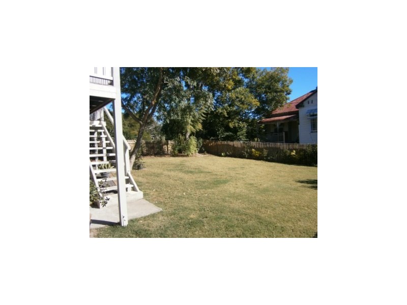 112 Woodend Road, Woodend QLD 4305