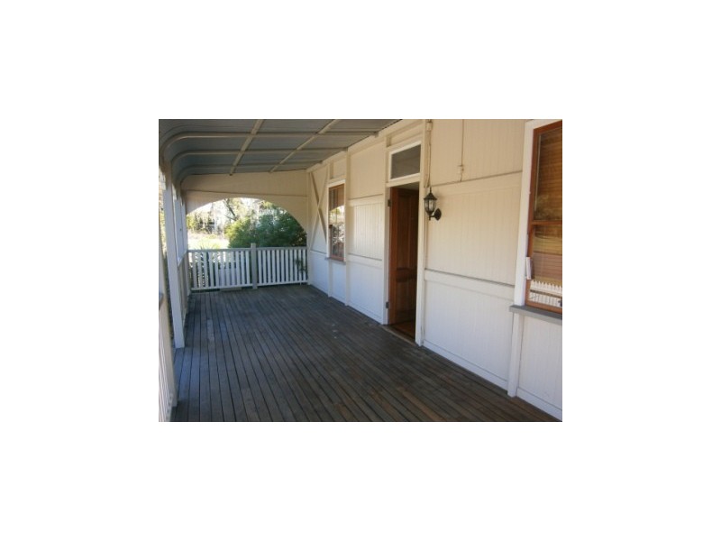 112 Woodend Road, Woodend QLD 4305
