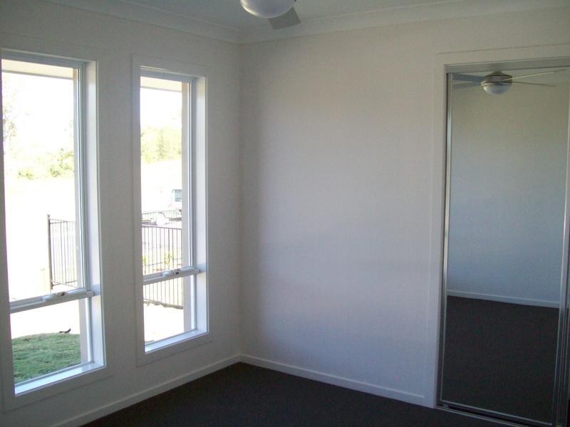 31 Vivian Hancock Drive, North Booval QLD 4304