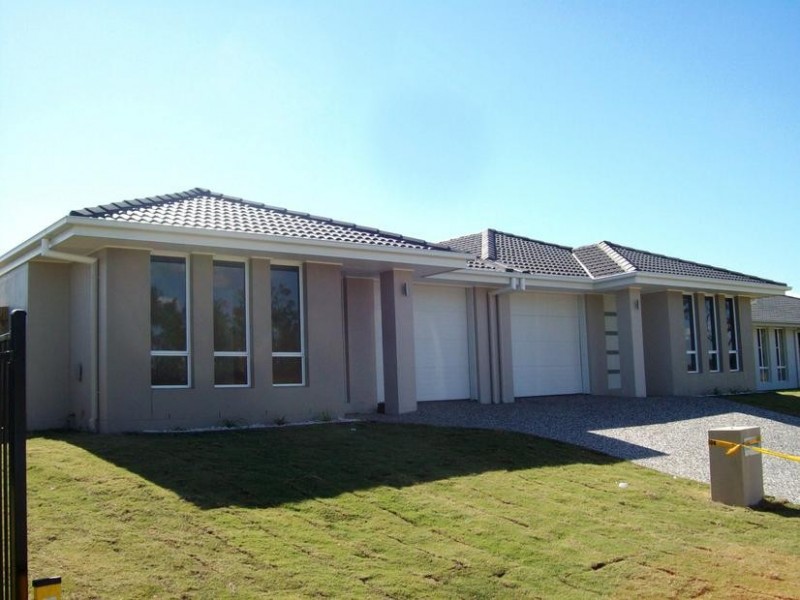 31 Vivian Hancock Drive, North Booval QLD 4304