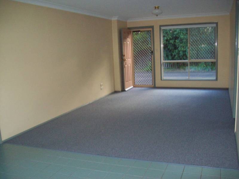 2/13 Hunter Street, Brassall QLD 4305