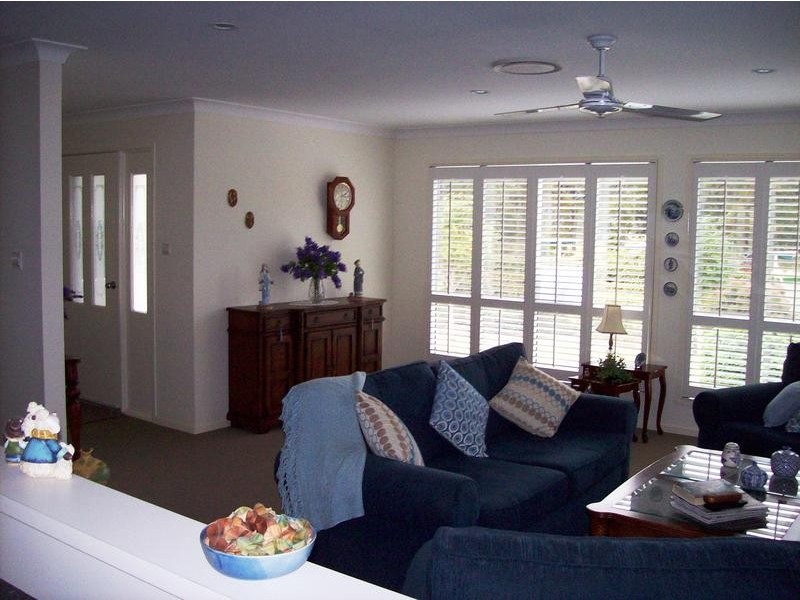 45 Sealy Street, Silkstone QLD 4304